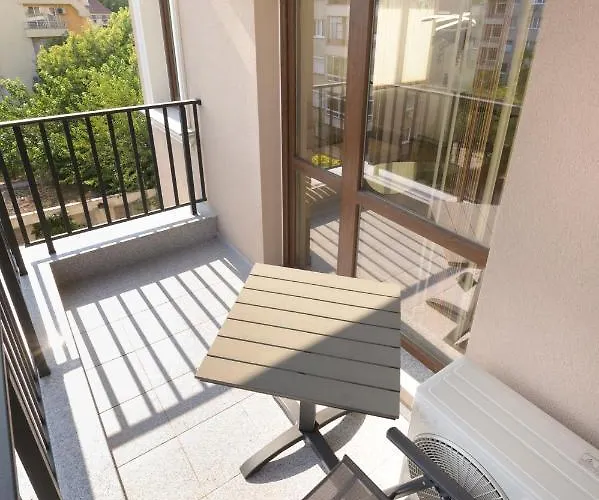 Etica * プロヴディフ